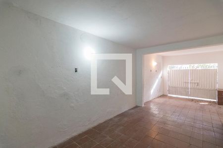 Casa para alugar com 229m², 2 quartos e 2 vagas Casa para alugar com 229m², 2 quartos e 2 vagasGaragem