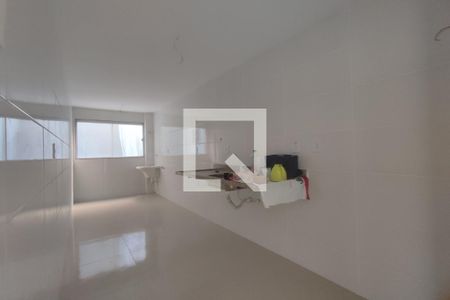 Apartamento para alugar com 70m², 2 quartos e 1 vaga Apartamento para alugar com 70m², 2 quartos e 1 vagaCozinha e Área de Serviço
