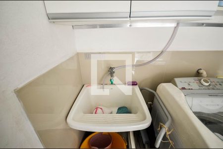 Apartamento para alugar com 60m², 2 quartos e 1 vagaÁrea de Serviço