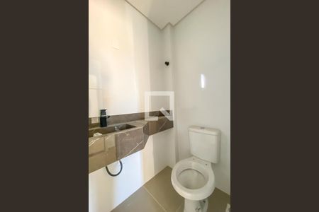 Apartamento à venda com 118m², 2 quartos e 2 vagasBanheiro Social