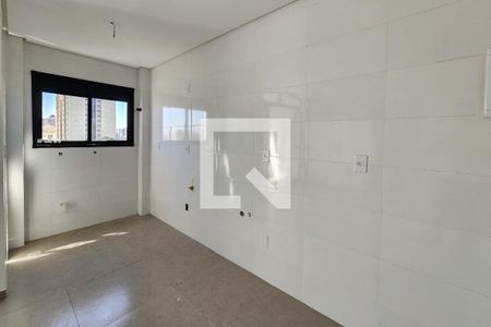 Apartamento à venda com 112m², 2 quartos e 2 vagasCozinha 