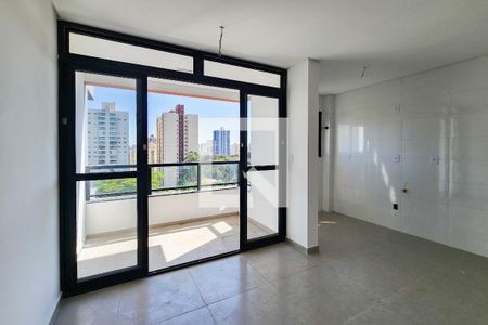 Apartamento à venda com 112m², 2 quartos e 2 vagasSala