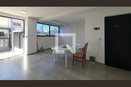 Apartamento à venda com 60m², 2 quartos e 1 vagaÁrea comum