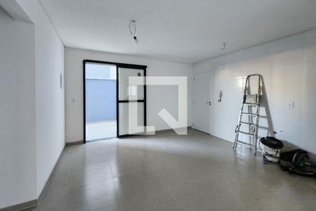 Apartamento à venda com 90m², 2 quartos e 1 vaga Apartamento à venda com 90m², 2 quartos e 1 vagaSala