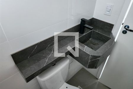 Apartamento à venda com 90m², 2 quartos e 1 vaga Apartamento à venda com 90m², 2 quartos e 1 vagaBanheiro Social