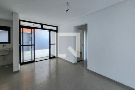 Apartamento à venda com 90m², 2 quartos e 1 vaga Apartamento à venda com 90m², 2 quartos e 1 vagaSala
