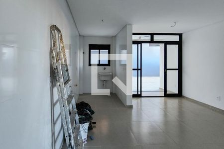 Apartamento à venda com 90m², 2 quartos e 1 vaga Apartamento à venda com 90m², 2 quartos e 1 vagaCozinha e Área de Serviço