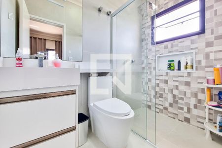 Casa de condomínio para alugar com 210m², 3 quartos e 4 vagasBanheiro da Suíte 1