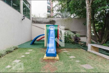 Apartamento à venda com 75m², 2 quartos e 1 vagaÁrea comum - Playground