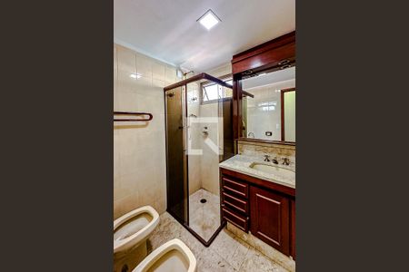 Apartamento para alugar com 356m², 3 quartos e 3 vagasBanheiro da Suíte 1