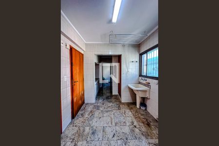 Apartamento para alugar com 356m², 3 quartos e 3 vagasÁrea de Serviço