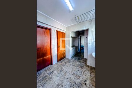 Apartamento para alugar com 356m², 3 quartos e 3 vagasÁrea de Serviço