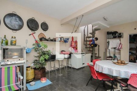 Foto 16 de casa à venda com 4 quartos, 270m² em Vila Hamburguesa, São Paulo