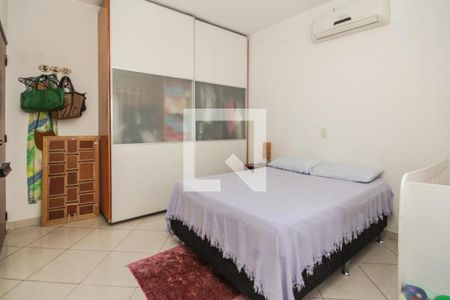 Foto 05 de casa à venda com 4 quartos, 270m² em Vila Hamburguesa, São Paulo