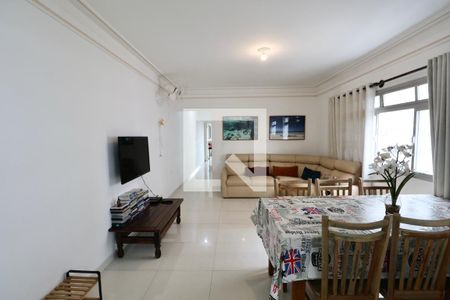 Sala de apartamento para alugar com 2 quartos, 90m² em Vila Alzira, Guarujá