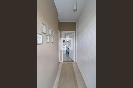 Casa à venda com 400m², 2 quartos e 6 vagasEntrada