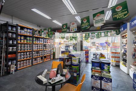 Casa à venda com 400m², 2 quartos e 6 vagasSalão