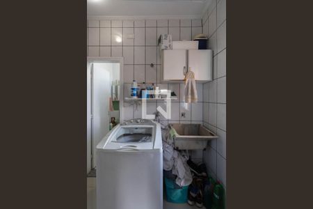 Casa à venda com 400m², 2 quartos e 6 vagasÁrea de Serviço