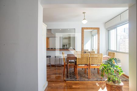 Apartamento para alugar com 92m², 2 quartos e 1 vagaSala