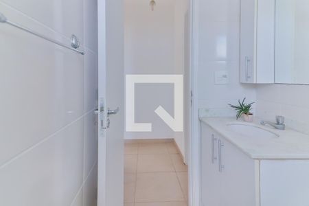 Apartamento para alugar com 65m², 2 quartos e 1 vaga Apartamento para alugar com 65m², 2 quartos e 1 vagaBanheiro Social