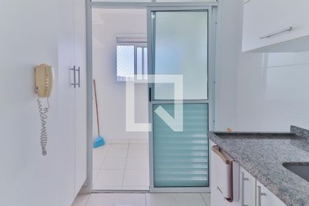 Apartamento para alugar com 65m², 2 quartos e 1 vaga Apartamento para alugar com 65m², 2 quartos e 1 vagaCozinha e Área de Serviço