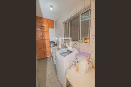 Casa à venda com 90m², 2 quartos e 1 vagaÁrea de Serviço