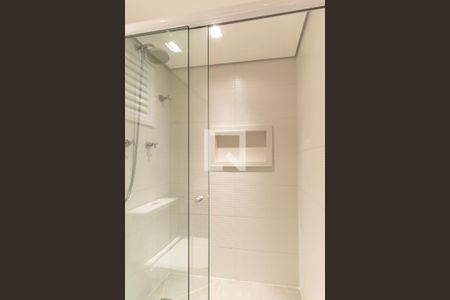 Apartamento à venda com 97m², 2 quartos e 1 vaga Apartamento à venda com 97m², 2 quartos e 1 vagaBanheiro Social