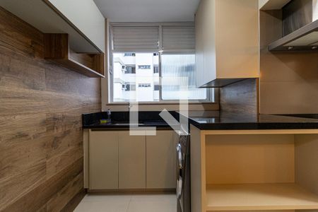Apartamento para alugar com 90m², 2 quartos e 1 vagaÁrea de Serviço