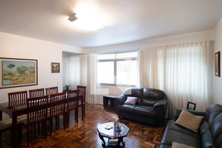 Apartamento à venda com 118m², 3 quartos e 1 vagaSala