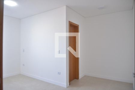 Casa à venda com 270m², 3 quartos e 4 vagasQuarto 2