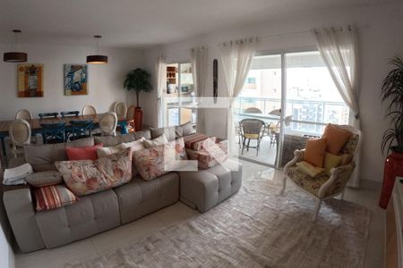 Sala  de apartamento para alugar com 3 quartos, 189m² em Gonzaga, Santos