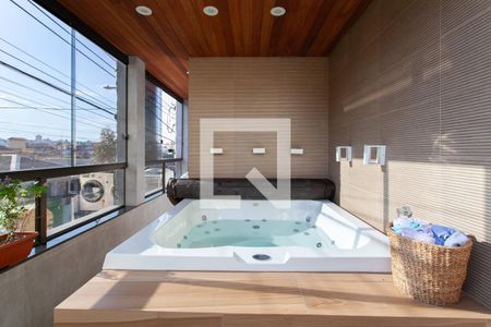 Casa à venda com 360m², 4 quartos e 1 vagaBanheira de Hidromassagem