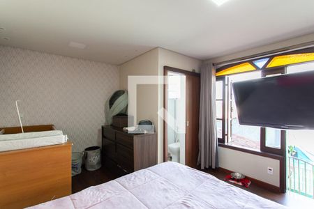 Casa à venda com 360m², 4 quartos e 1 vagaSuíte 2