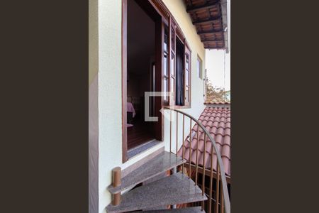 Casa à venda com 360m², 4 quartos e 1 vagaSuíte 2