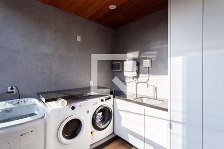 Casa à venda com 360m², 4 quartos e 1 vagaÁrea de Serviço