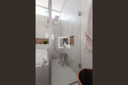 Casa à venda com 360m², 4 quartos e 1 vagaBanheiro da Suíte 1