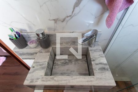 Casa à venda com 360m², 4 quartos e 1 vagaBanheiro da Suíte 2