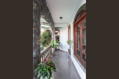 Casa à venda com 360m², 4 quartos e 1 vagaVaranda