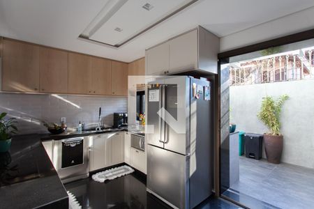 Casa à venda com 360m², 4 quartos e 1 vagaCozinha