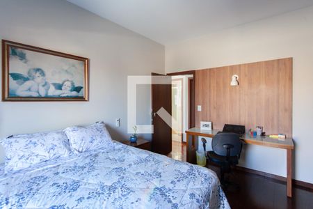 Casa à venda com 360m², 4 quartos e 1 vagaQuarto 2