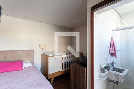 Casa à venda com 360m², 4 quartos e 1 vagaSuíte 2