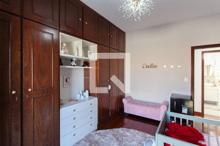 Casa à venda com 360m², 4 quartos e 1 vagaQuarto 1