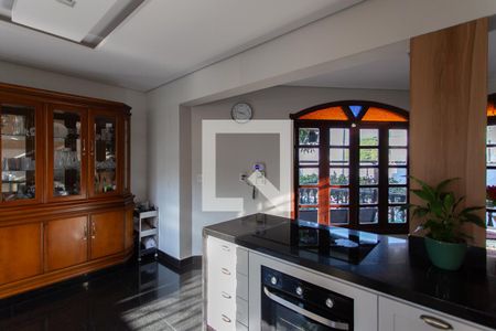 Casa à venda com 360m², 4 quartos e 1 vagaCozinha