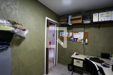 Escritório de casa à venda com 3 quartos, 190m² em Instituto de Previdência , Taboão da Serra