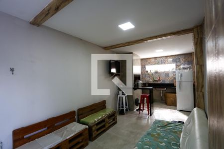 Casa à venda com 190m², 3 quartos e 3 vagas Casa à venda com 190m², 3 quartos e 3 vagasEspaço Gourmet