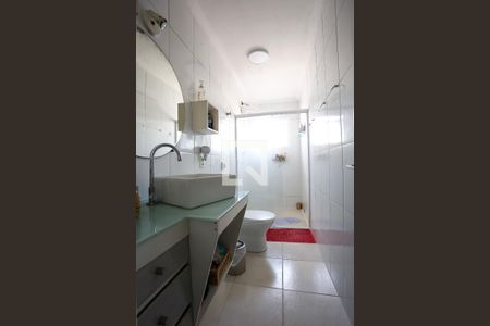 Casa à venda com 190m², 3 quartos e 3 vagas Casa à venda com 190m², 3 quartos e 3 vagasBanheiro