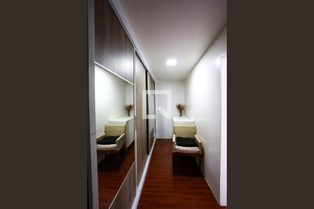 Casa à venda com 190m², 3 quartos e 3 vagas Casa à venda com 190m², 3 quartos e 3 vagassuíte