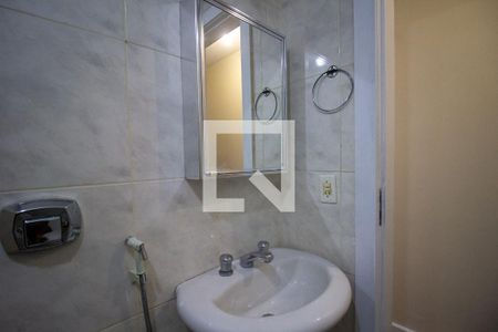 Apartamento para alugar com 110m², 2 quartos e 2 vagas Apartamento para alugar com 110m², 2 quartos e 2 vagasBanheiro Social