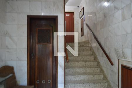 Apartamento à venda com 87m², 2 quartos e sem vagaHall