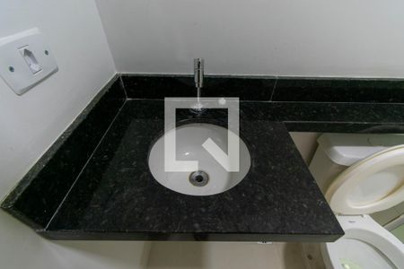 Apartamento para alugar com 50m², 2 quartos e sem vaga Apartamento para alugar com 50m², 2 quartos e sem vagaBanheiro